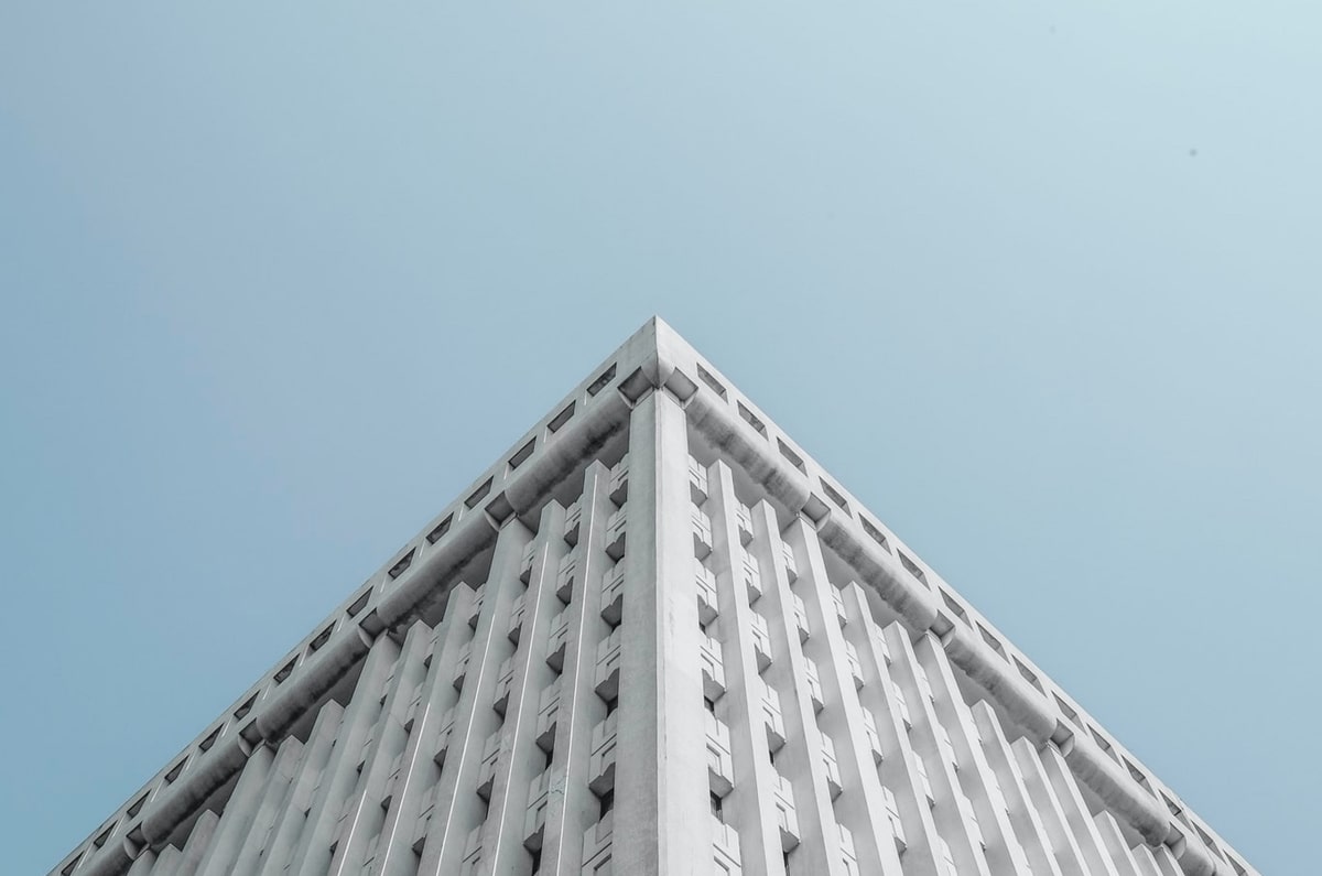 法兰克福新帅里埃拉 以人为本向德甲叩关的足坛追梦人