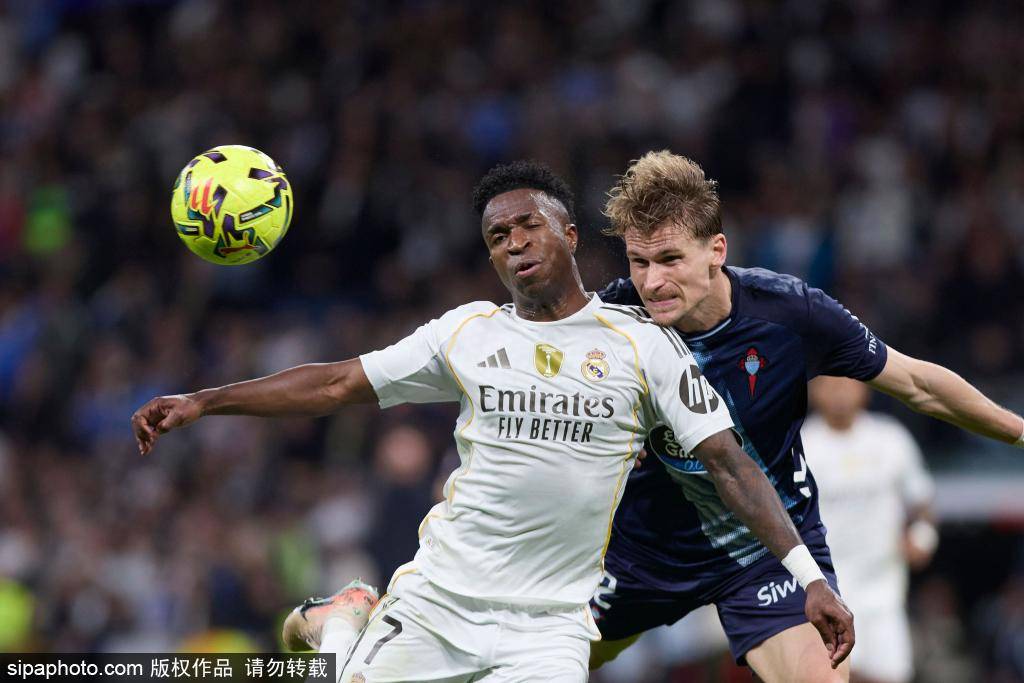 皇马训练回归:维尼修斯、贝林厄姆等球星再聚首,冲击西甲胜利!